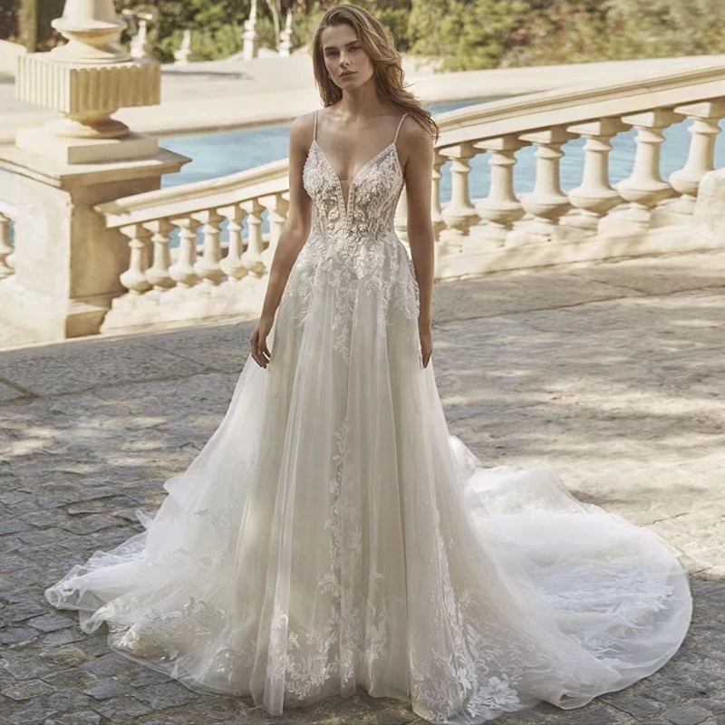 Sexy Classic Wedding Dress 2026 V-Neck Appliques Lace Beads Backless Tulle Summer Beach Boho Bridal Bride Gown Vestido de Noiva Robe Mariage