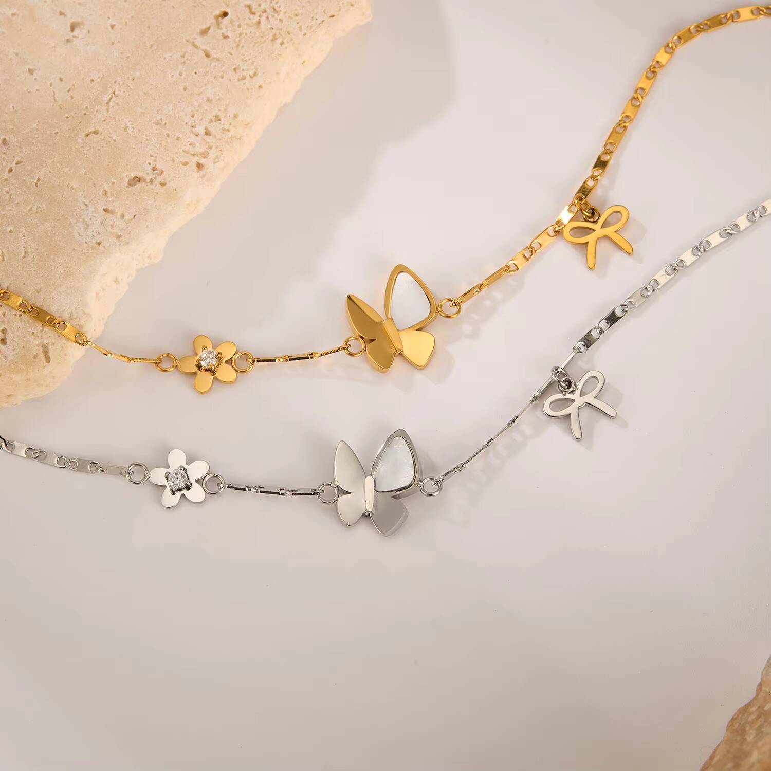 Delicate Mother Shell butterfly Flower Versatile commuter Wind INS Bracelet