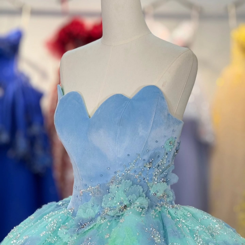 Green Shiny Ball Gown Quinceanera Dresses Off The Shoulder Sequin Applique Lace Beading Crystal Tull Party Birthday Sweet 16 Dress Vestidos 15 De Anos