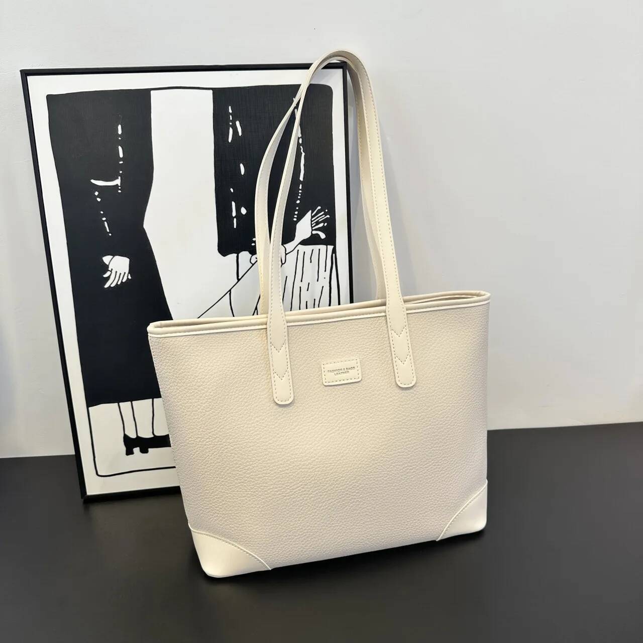 2025 New Fashionable Hand-Carried Large-Capacity Popular Solid Color Tote Casual Women's Bag