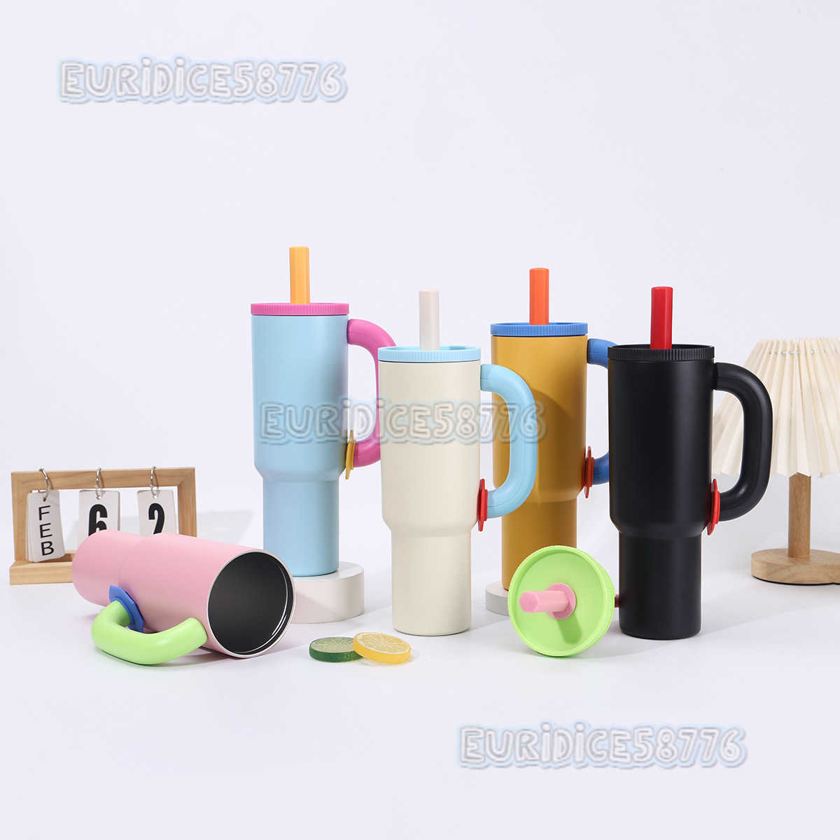 New Ice Cup 304 Stainless Steel Insulated Cup with Straw Outdoor Portable Handle Cup H250911