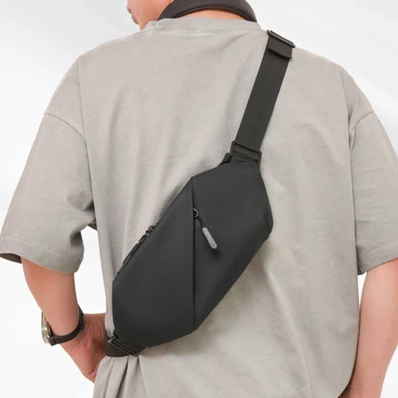 Fashionable Mens Chest Bag with Zipper Closure Suitable for Sports Waist Bags Mountaineering Chest Bags Daily Shoulder Bags Z250911