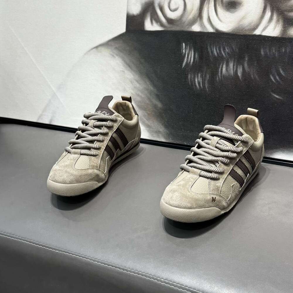 Sneakers 2025 Spring Leather Casual Trendy Versatile Soft Sole Forrest Gump Men's Lace-up Low-top Shoes