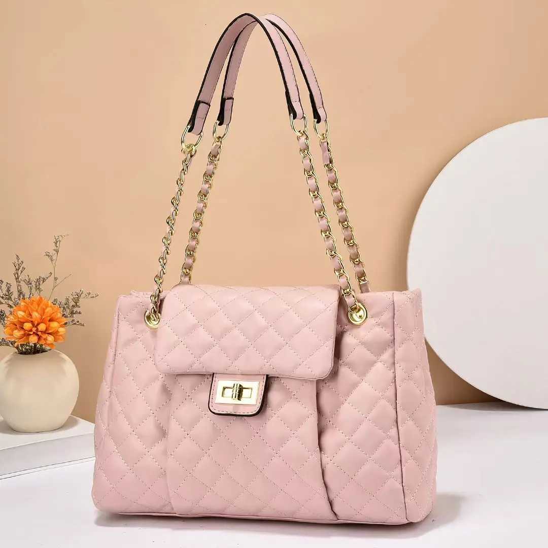 Bags 2024 Womens New Stylish and Versatile Soft Leather Chain Tote Diamond Shoulder Crossbody Bag Z250911
