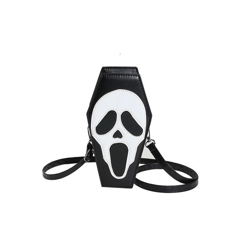Halloween new leisure European and American style niche design versatile trend personality Gothic style skull women's shoulder bag designer bag