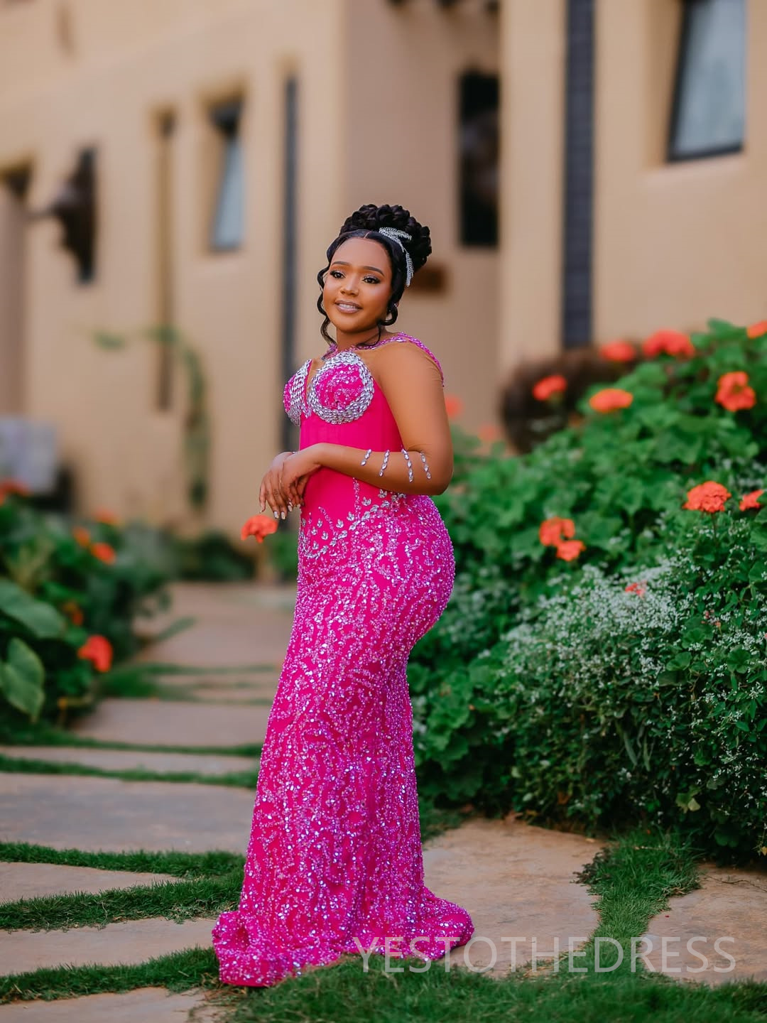 2025 Mermaid Plus Size Fuchsia Prom Dresses For Black Women Evening Dresses Formal Gowns Long Sleeves Beaded Lace Birthday Dress Second Reception Gown