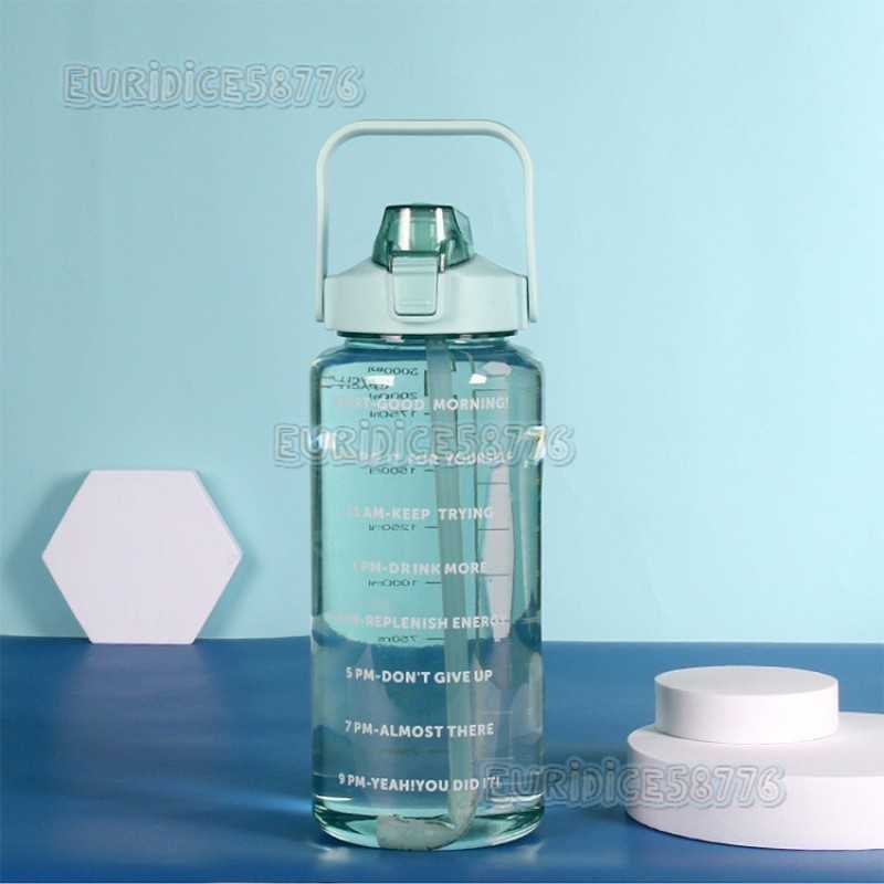 Large Capacity Sports Water Bottle Ton Cup Transparent 2l Straw Cold Water Bottle Outdoor Space Cup Graduated Plastic Water Cup H250911