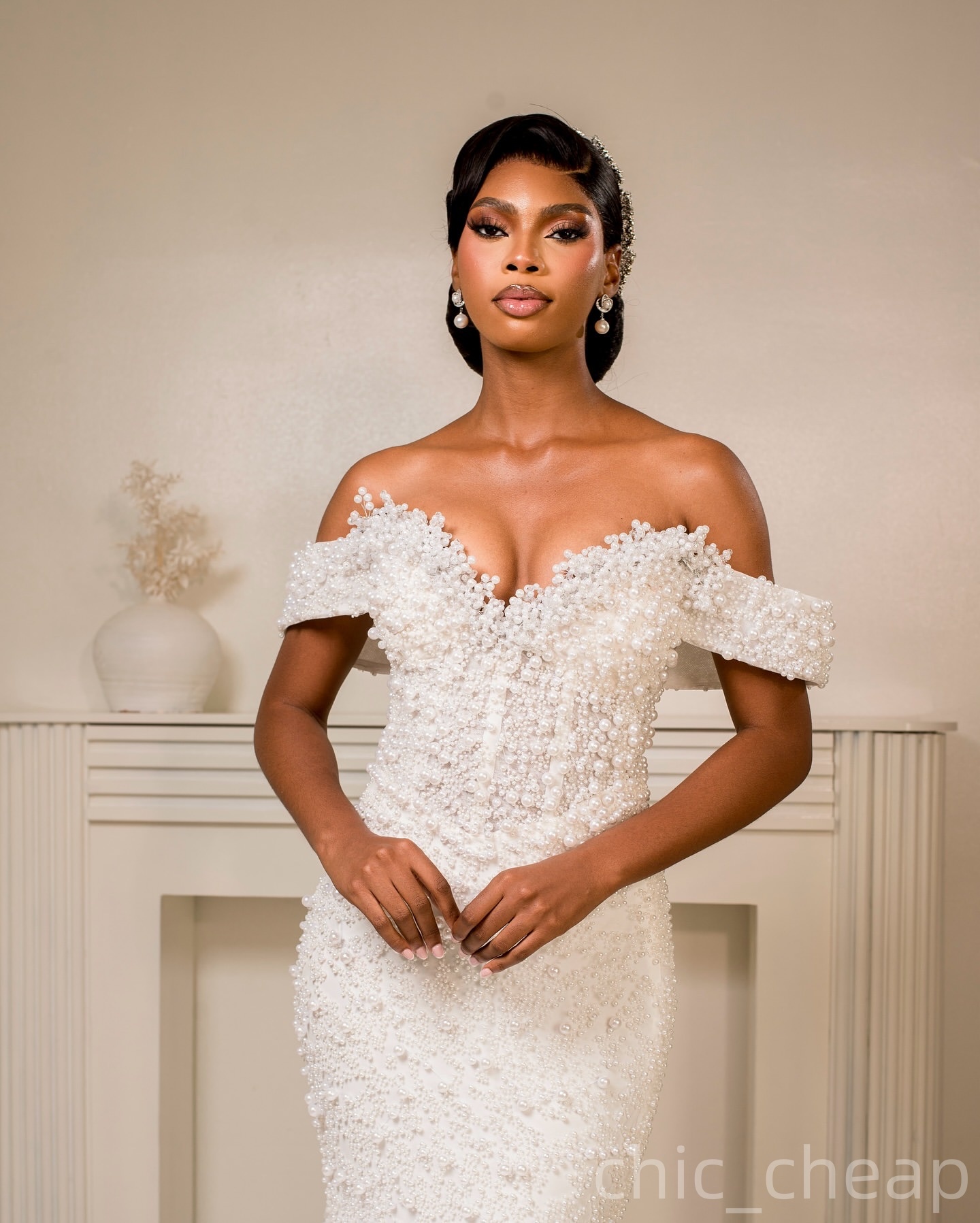 2025 Aso Ebi Plus Size Ivory Mermaid Wedding Dress Sweetheart Pearls Tiers Satin Luxurious Vintage Bridal Gowns Dresses ZJ0411