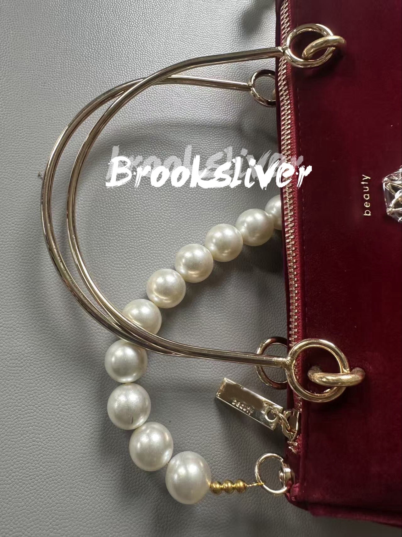 Custom Bag add metal handle Beatue-gift improved bee 25X14X6CM organization holiday pouch classical letter zipper case