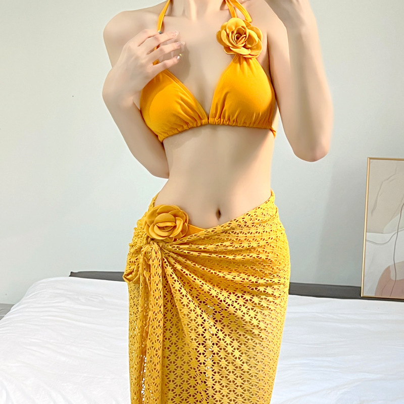 High-End Thai Ginger Yellow Floral Two-Piece Bikini Sexy Slimming Island Vacation Niche Three-Piece Swimsuit