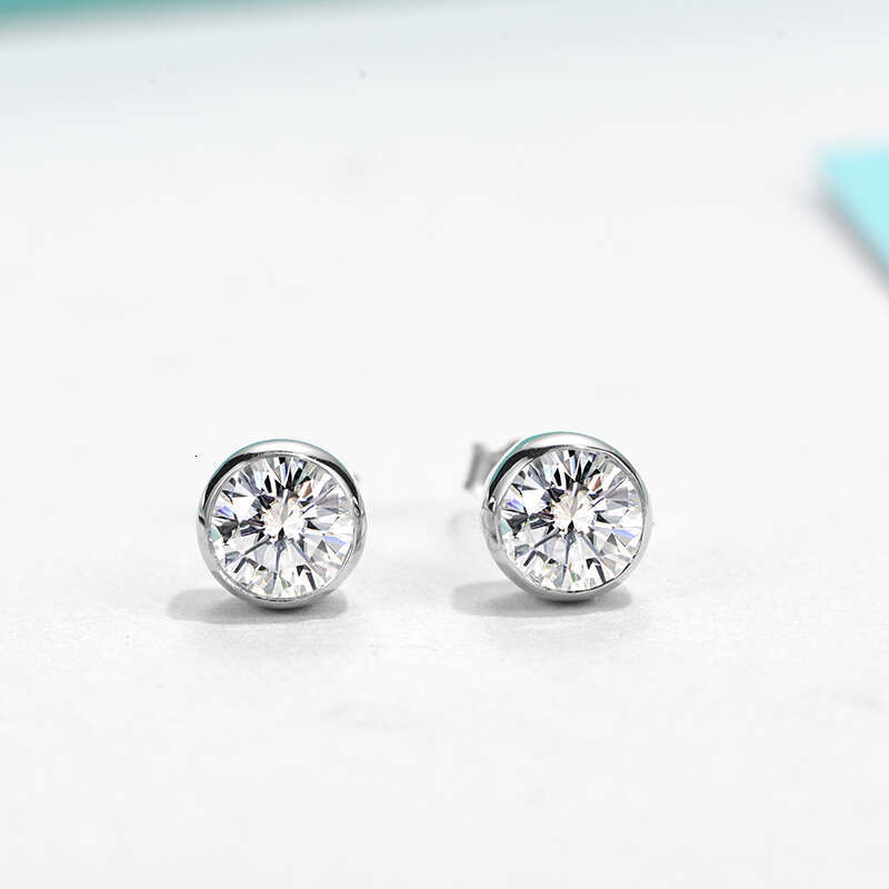 High Quality O.5CT 1CT Round Moissanite Dia Sterling Sier Stud Earrings