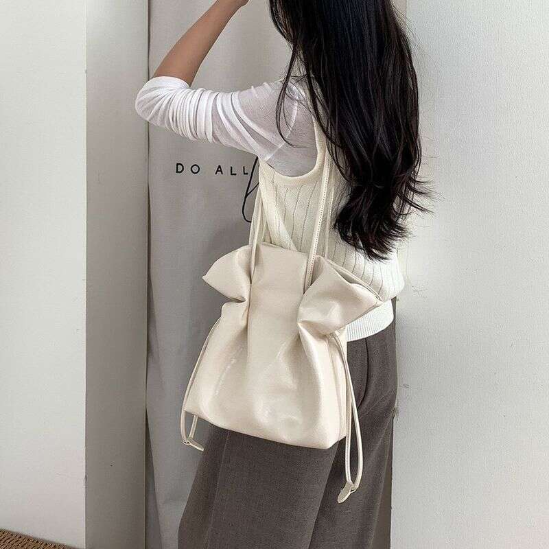 Niche Design Lucky For Women 2025 Spring New Trendy Fashion Texture Large Capacity Women's Shoulder Bag