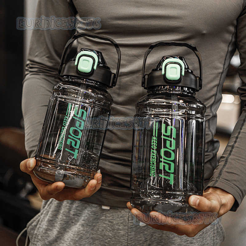 Sports Fitness Water Bottle Summer Large Capacity Water High Appearance Straw Cup Large Capacity Student Outdoor Space Cup H250911