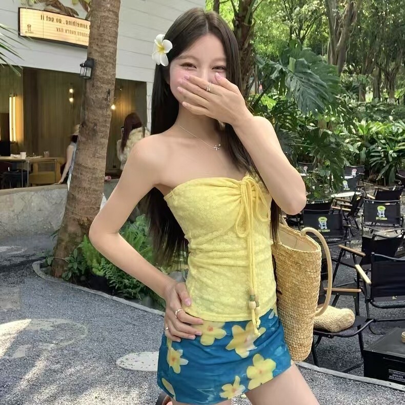 2025 New Women's Korean INS Style Two-Piece Bathing Suit Hip-Wrapped Sweet Sexy Bikini Hot Spring Swimsuit