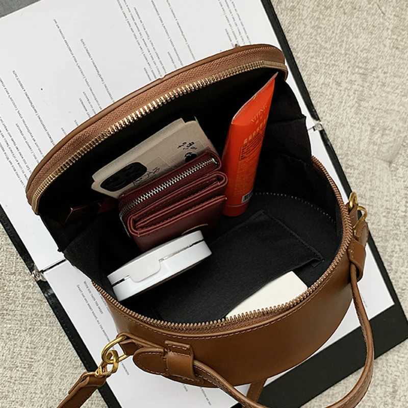 Solid Color PU Leather Shoulder Bag Crossbody Bag For Women Round Small Handbag Fashion Designer Bags Female Zipper Purses Z250911