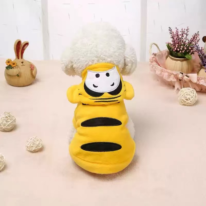 T1190 Pet Apparel Collection: Cozy Fall-Winter Outfit Perfect Fit for Miniature Pets including Terriers