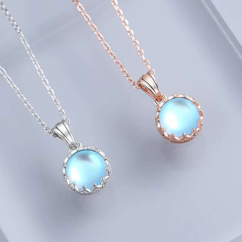 Crown Moonstone Necklace for Women Collarbone Chain Niche Design Sense Light Pendant Simple Fashion Jewelry
