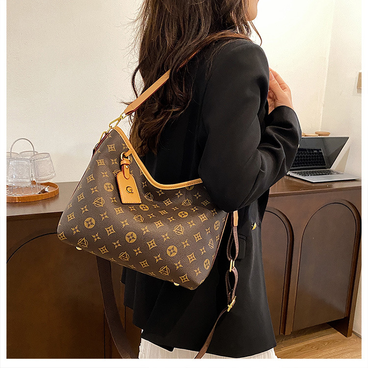Advanced Fashion Large Capacity Printed Tote Bag New Design Retro Wide Shoulder Strap Single Shoulder Crossbody Bag