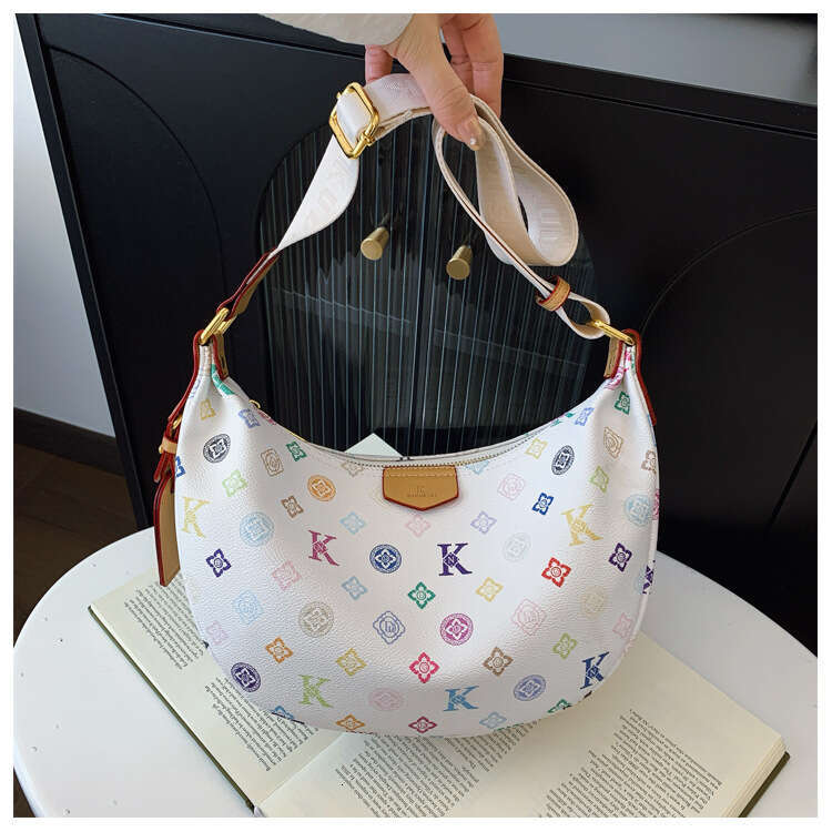Fashion Women Designer Bag Shoulder Bags Letter Printed 2025 New Large Capacity Dumpling Single Shoulder Crossbody Bag