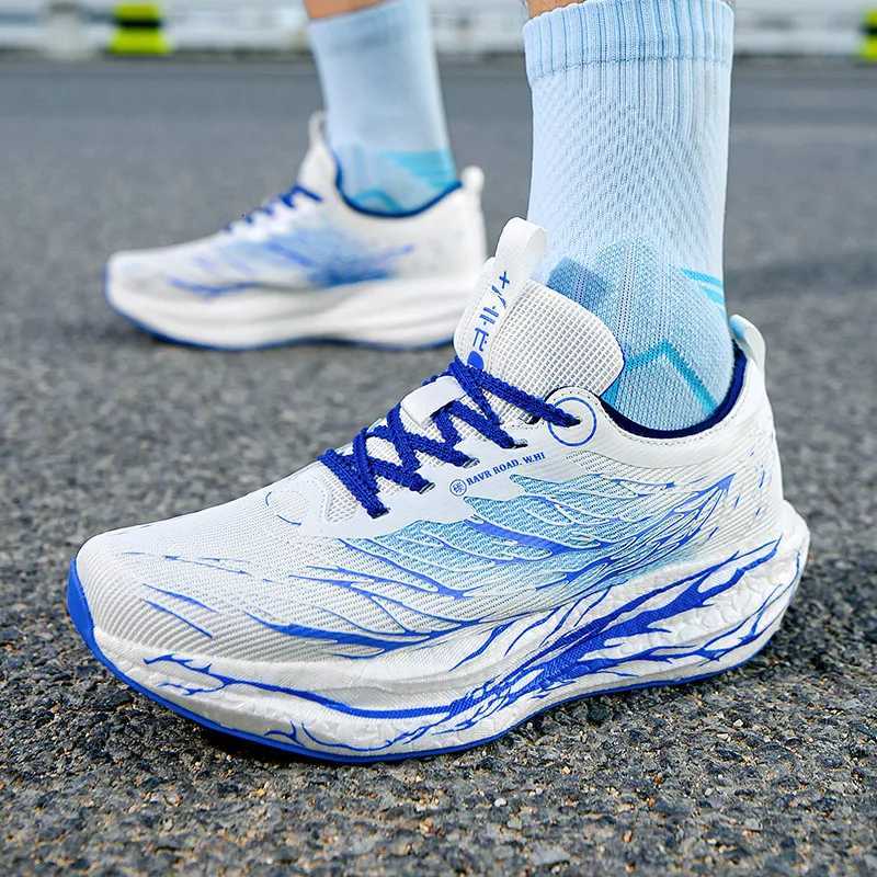 Mens Cushioning Sneakers New Breathable Speed Running Shoes Fluorescent 30 Carbon Plate Women Outdoor Non Slip Jogging Shoes W250912