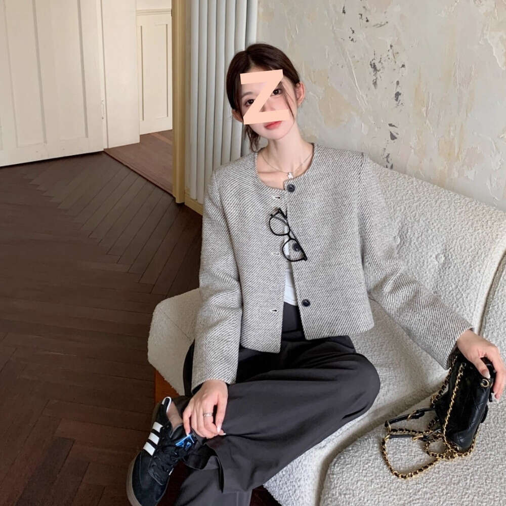 DHEssentials Round Neck Single-Breasted Plaid High-End Chanel-Style Women's Jacket 2025 Autumn New Elegant Socialite Short Coat