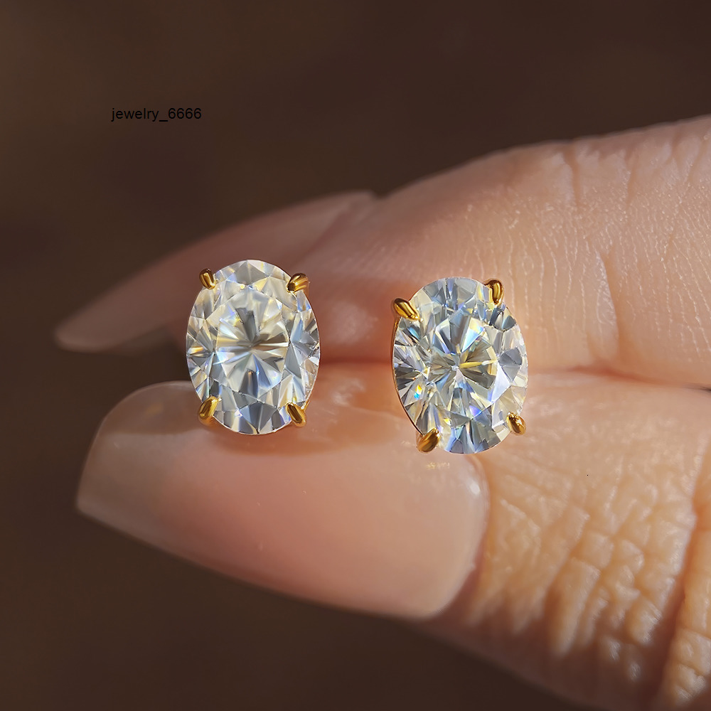Classic 925 Sterling Silver 6*8mm Oval Cut VVVS Moissanite Stud Earrings for Men and Women Daily Wear Jewelry