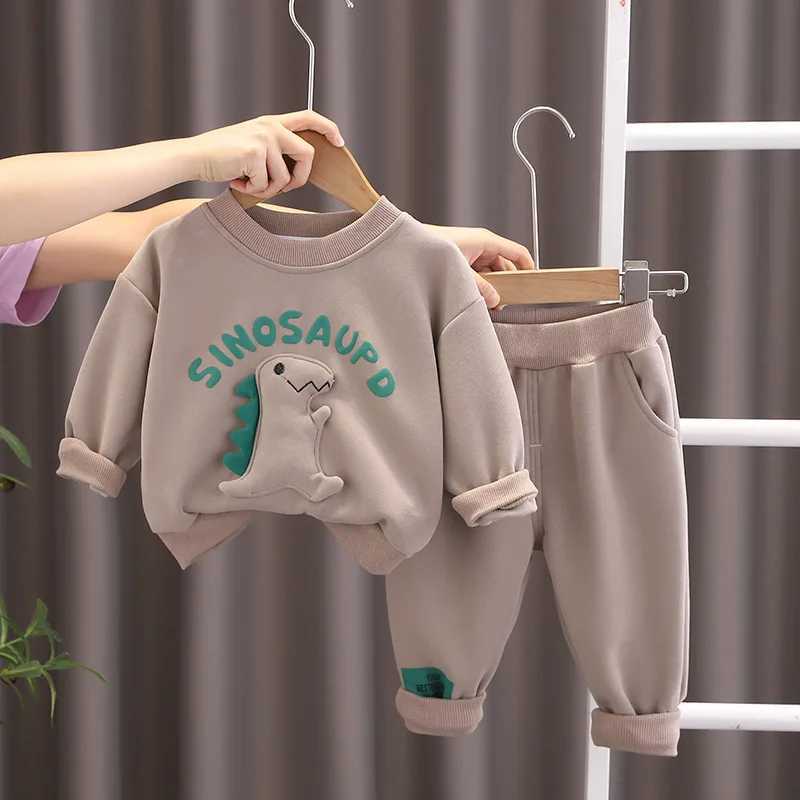 New Autumn Baby Boys Clothes Suit Children Girls Fashion TShirt Pants 2PcsSets Kids Outfits Toddler Costume Infant Tracksuits C250912