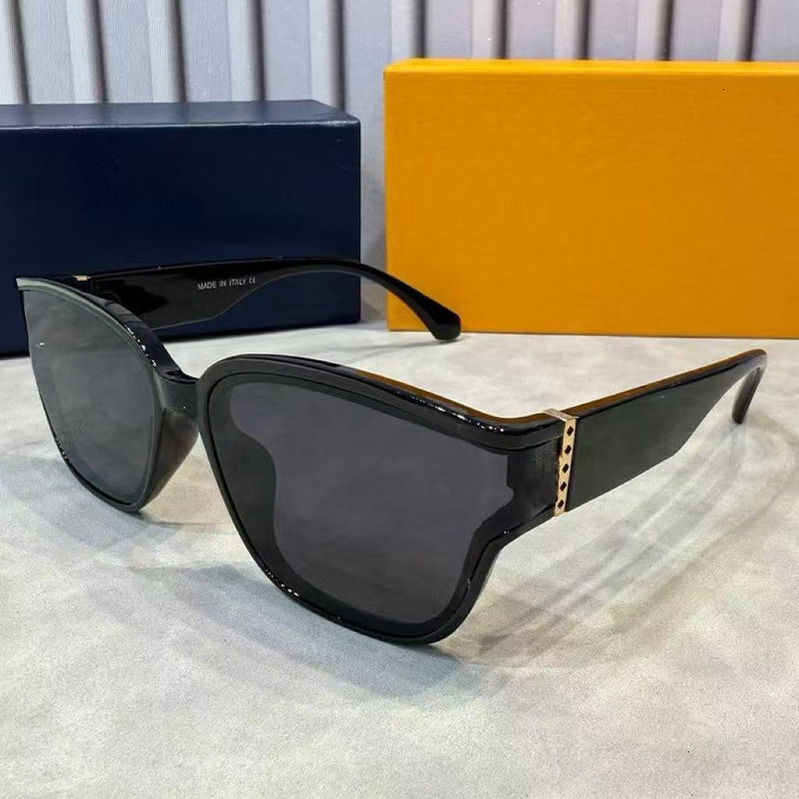 New Trendy Personality Diamond-Encrusted PC Curved Polarized Sunglasses High-End Fashion Street Photography Outdoor Sunshade Anti-UV high quality