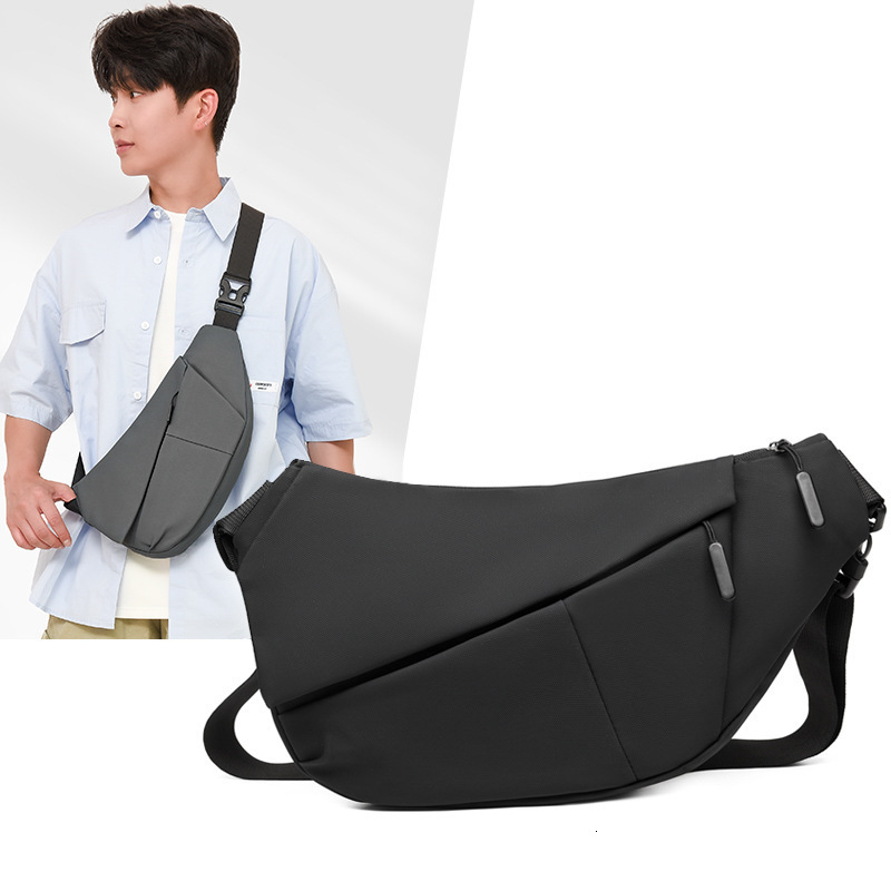 New Water Resistant Chest Bag Designer Bag For Men Suitable For Commuting Casual Sports Luxury Bag Large Free Shipping Capacity Chest Bag Single Shoul