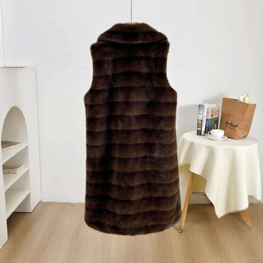 Autumn Winter Women Jacket Vest Solid Color Round Neck Faux Fur Coat Thick Crew Neck Outerwear Plush Jacket for Women Designer