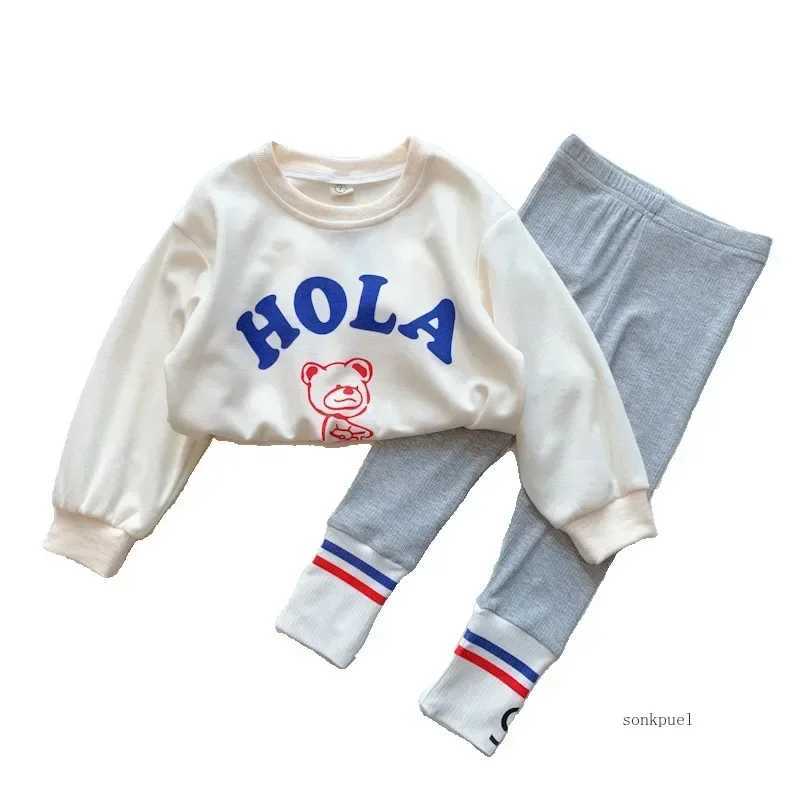 Autumn Childrens Fashionable Sports Set Baby Girl Sweater Leggings Twopiece Sets Girl Toddler Cartoon Alphabet Clothing C250912