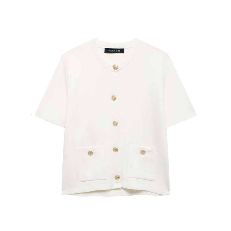 DHEssentials 2025 New Style Chanel-Inspired Round Neck Patch Pocket Decorated Button Design Short Sleeve Knitted Jacket 6427031