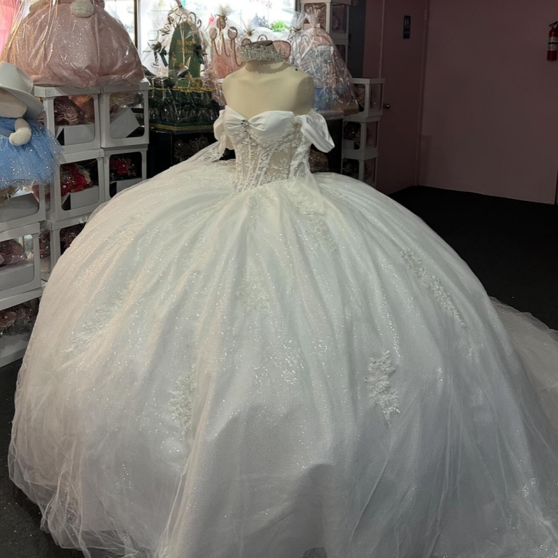 White Shiny Ball Gown Quinceanera Dresses Off The Shoulder Applique Lace Beading Crystal Tull Party Birthday Sweet 16 Dress Vestidos 15 De Anos