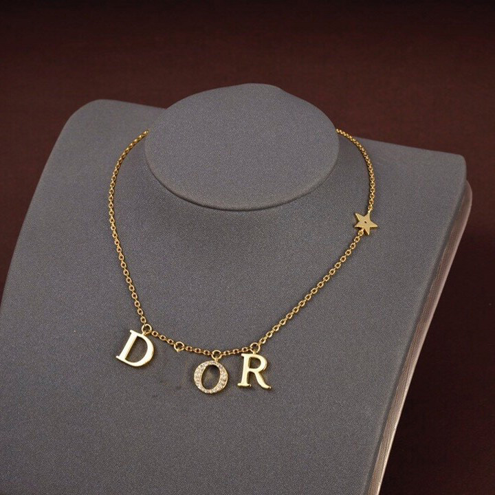 Top Quality Women Luxury Designer Necklace Bracelet Gold Plated Classic Letter Pendant Necklace Brass Fashion Set For Christmas