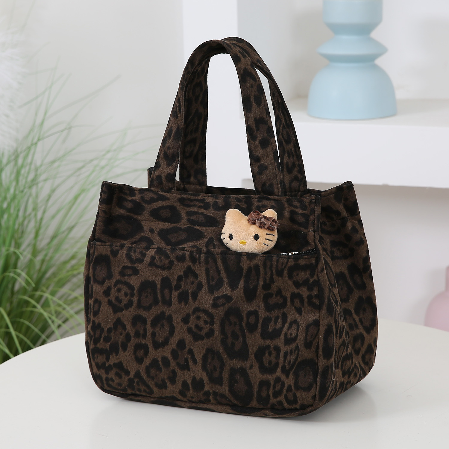 Free Shipping Large Capacity Fashion Niche Design Tote Designer Bag Bag For Women Luxury Bag Casual Handbag Korean Style Trendy Leopard Print Bag