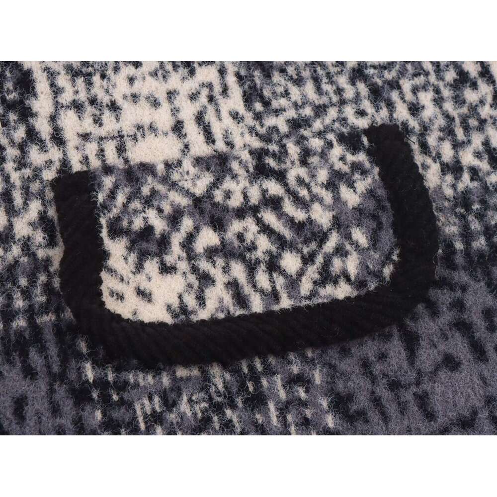 DHEssentials 2025 Autumn New Women's Fashion Small Fragrance Style Round Neck Double Button Plaid Color Block Knitted Long Sleeve Jacket