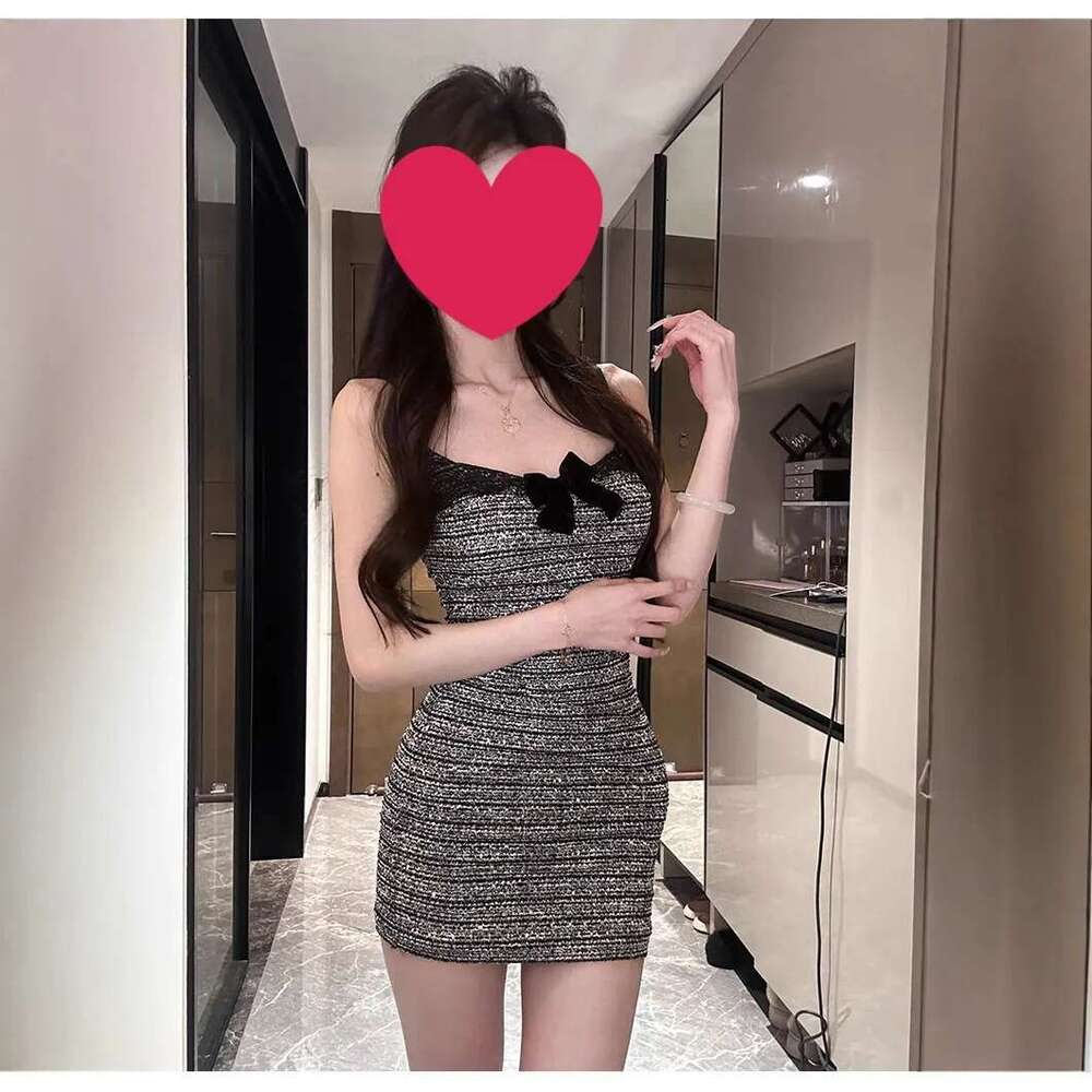 DHEssentials 2025 New French Bow Small Fragrance Style Strap Waist-Cinching Elegant Design Pure Desire Short Skirt Summer