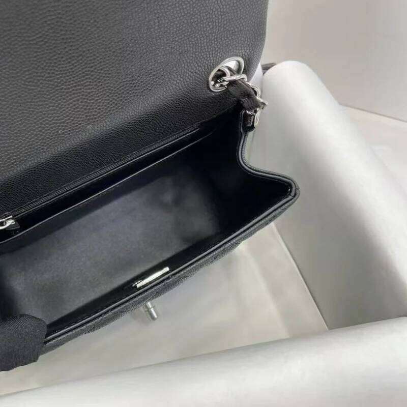 Designer women's Calfskin Chain crossbody Bag Soft leather Handbag purse Metal chain flap shoulder bag