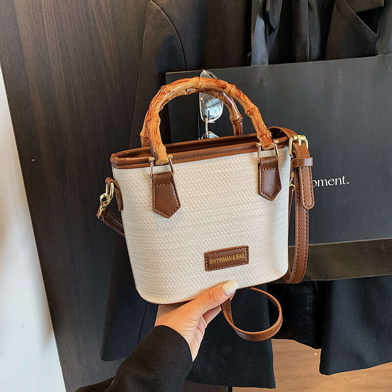 Designer Bag Handbag Small Bucket Bags for Women 2025 New Versatile Vintage Elegant Shoulder Crossbody Straw Bag