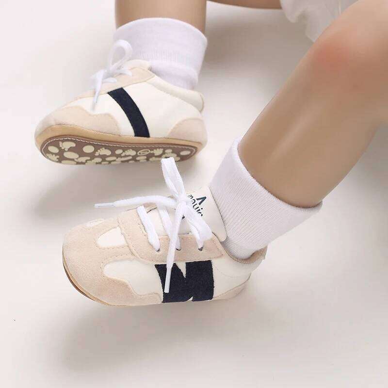 0-18 Months Newborn Classic Sneakers Letters Splicing Casual Shoe Anti-slip Hundred Walking Boys Girls Baby Shoes