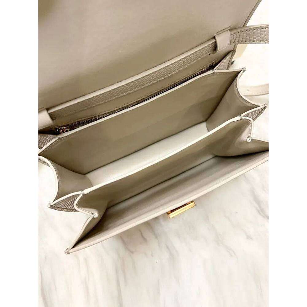 New Women Small Box Single Shoulder Handbag Solid Fashion Brand Cow Split Leather Flap Tofu Bags Ladies Sling Messenger Bag