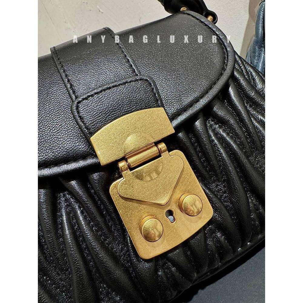 Designer Bag Tote Bag Shoulder Bag MU Original Sheepskin Out Of Print Vintage Tribute Official Flagship W Heavy Embroidered Pumpkin Handbag Crossbody 