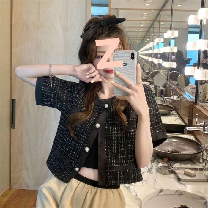 DHEssentials 2025 Summer New Design Sense Niche Chic Plaid Top Women Trendy Little Chanel Style Elegant Black Short Jacket