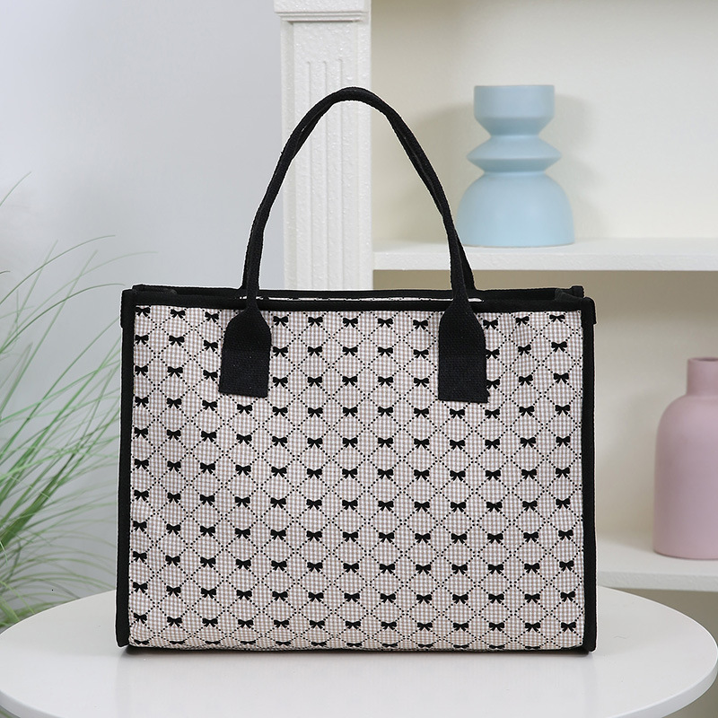 Embossed Handbag Free Shipping Designer Bag Luxury Bag Spotted Shopping Bag Thickened Handbag