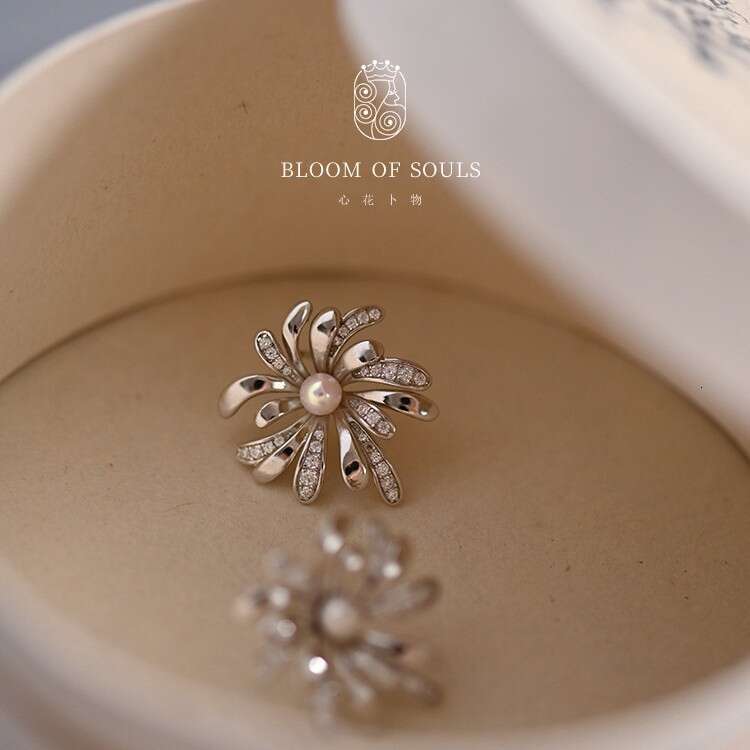 Izu Fireworks S Pure Sier Freshwater Pearl Elegant Earrings for Women Summer New