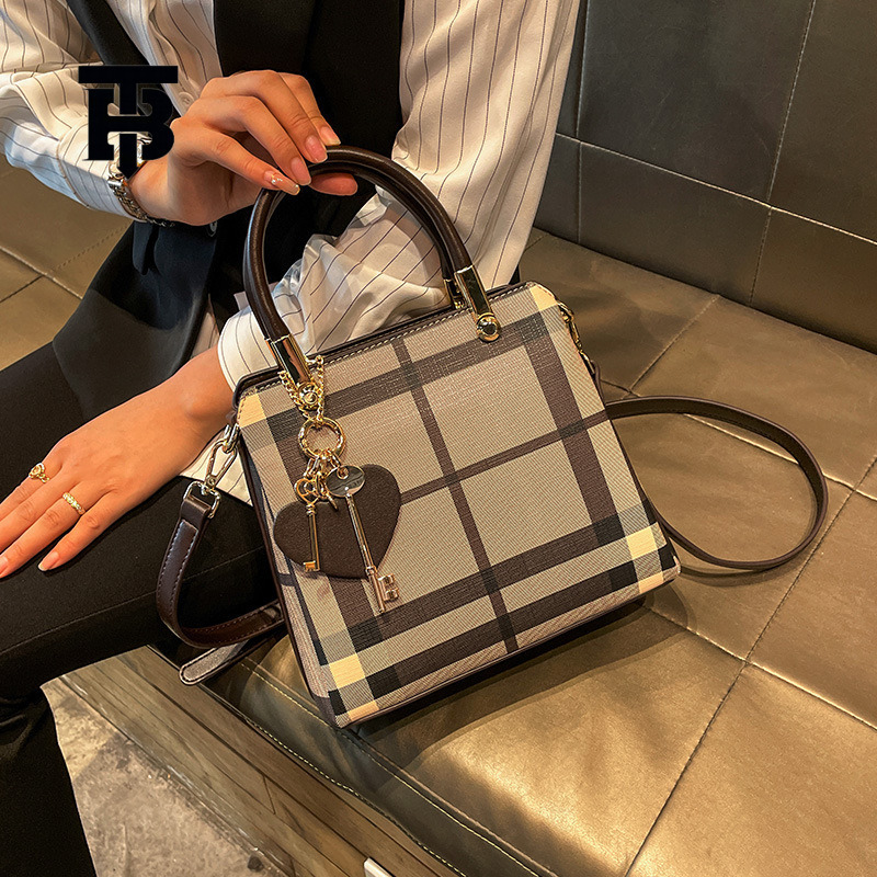 TB BHULAMTE Free Shipping Designer Bag Women's Boston Handbag Temperament Striped Checkered Shoulder Bag Fashion Large Capacity Crossbody Bag Lux