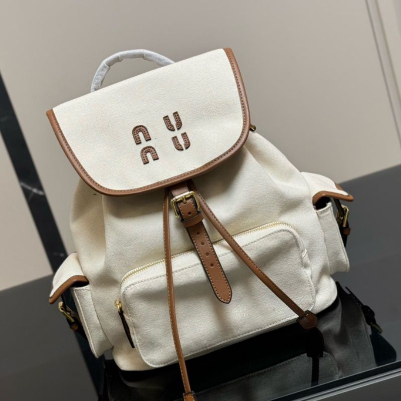 Backpack Designers min Woman Back Packs Designer Women Luxury Backpacks Womens Embroidered School Bags For Girls Leather Travel