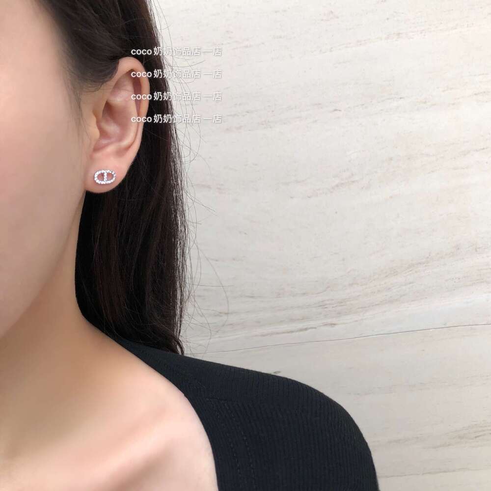 Rich Lady's Secret Pure Sier Mini Pig Nose H Letter Internet Celebrity Same Style Earrings for Women