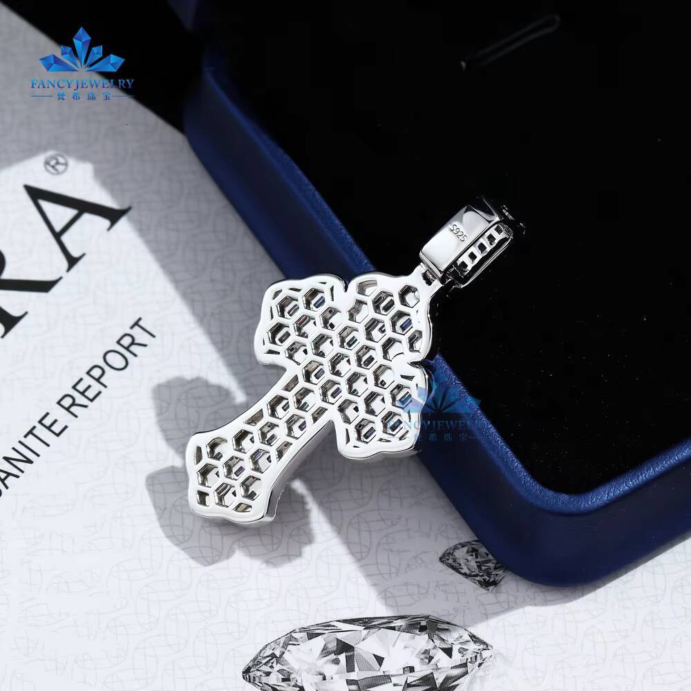 Customizable 925 Silver Moissanite Diamond Pendant Baguette Iced Jewelry Letter Design Cuban Link Chain Unique Pendants Charms