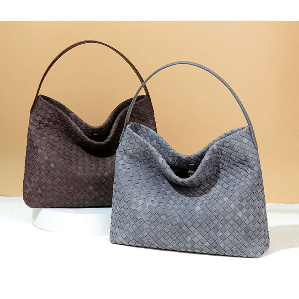 High-End Large Capacity for Women's Woven Shoulder Crossbody Underarm Bucket Suede Tote Bag